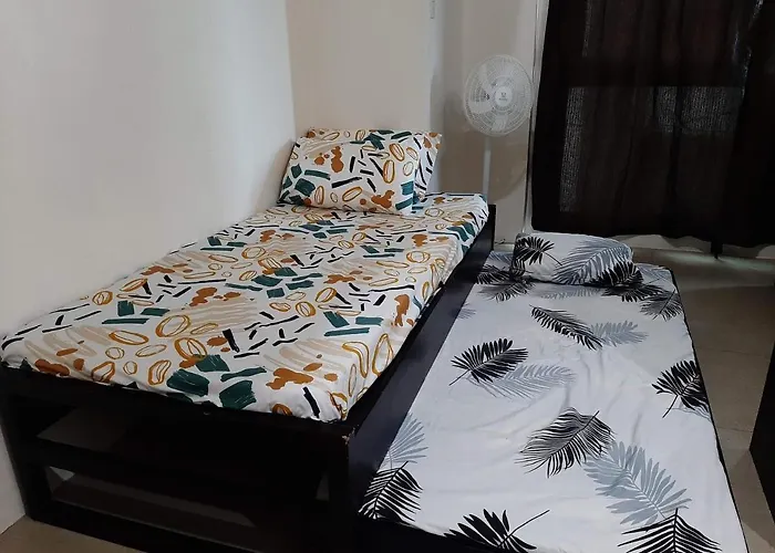 Family Staycation 2 With Pool * Manila